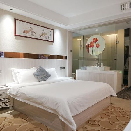 Paco Hotel Tianhe Coach Terminal Metro Satation Guangzhou-Free Shuttle Bus For Canton Fair Exteriér fotografie