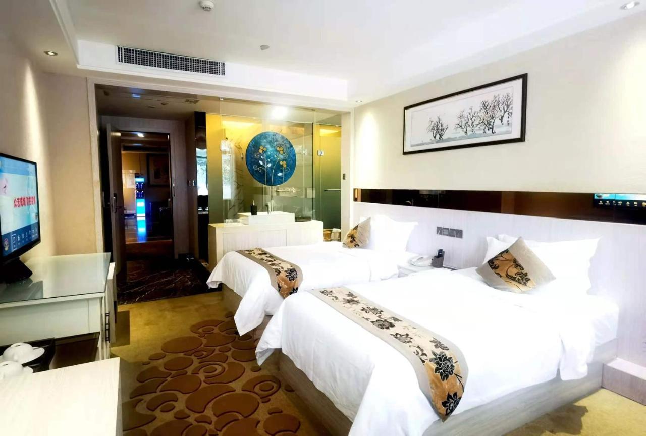Paco Hotel Tianhe Coach Terminal Metro Satation Guangzhou-Free Shuttle Bus For Canton Fair Exteriér fotografie