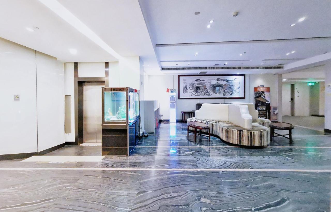 Paco Hotel Tianhe Coach Terminal Metro Satation Guangzhou-Free Shuttle Bus For Canton Fair Exteriér fotografie