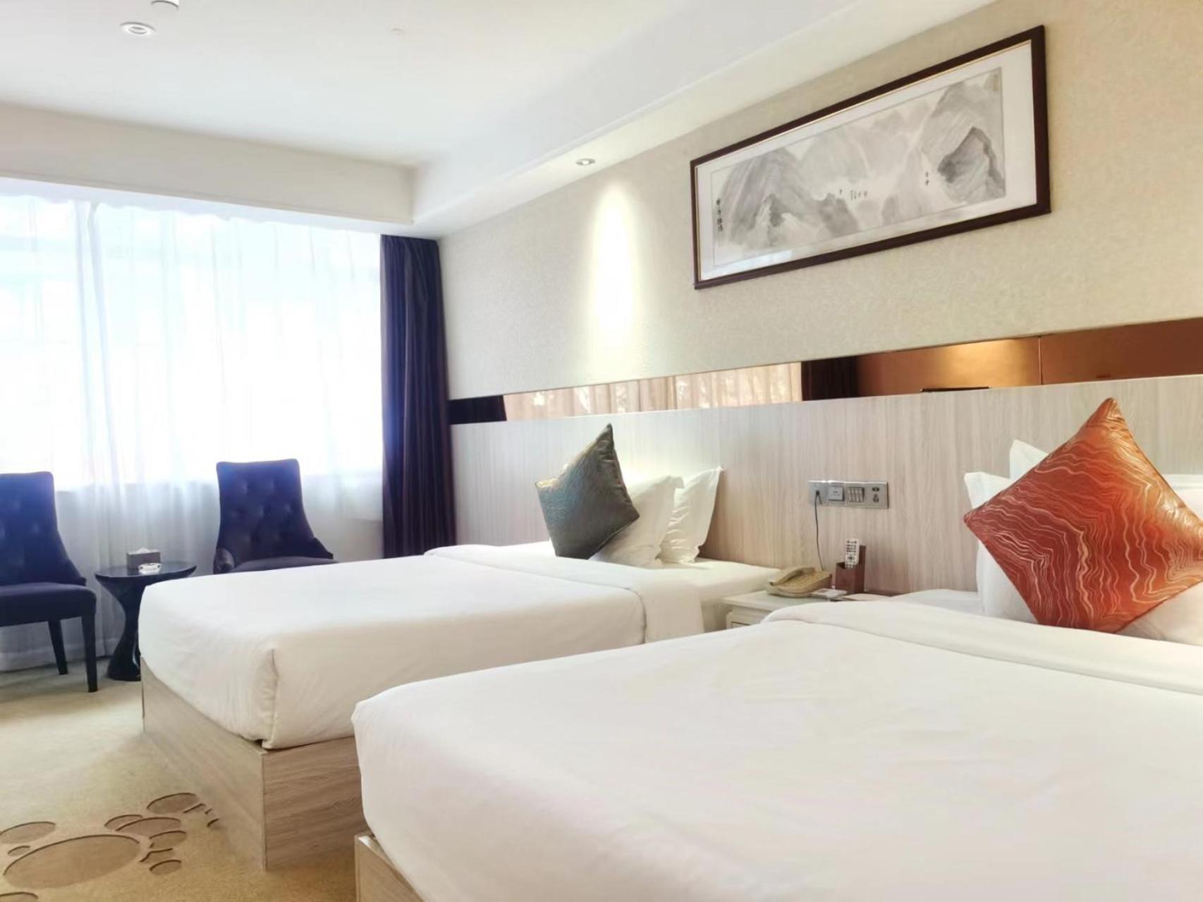 Paco Hotel Tianhe Coach Terminal Metro Satation Guangzhou-Free Shuttle Bus For Canton Fair Exteriér fotografie