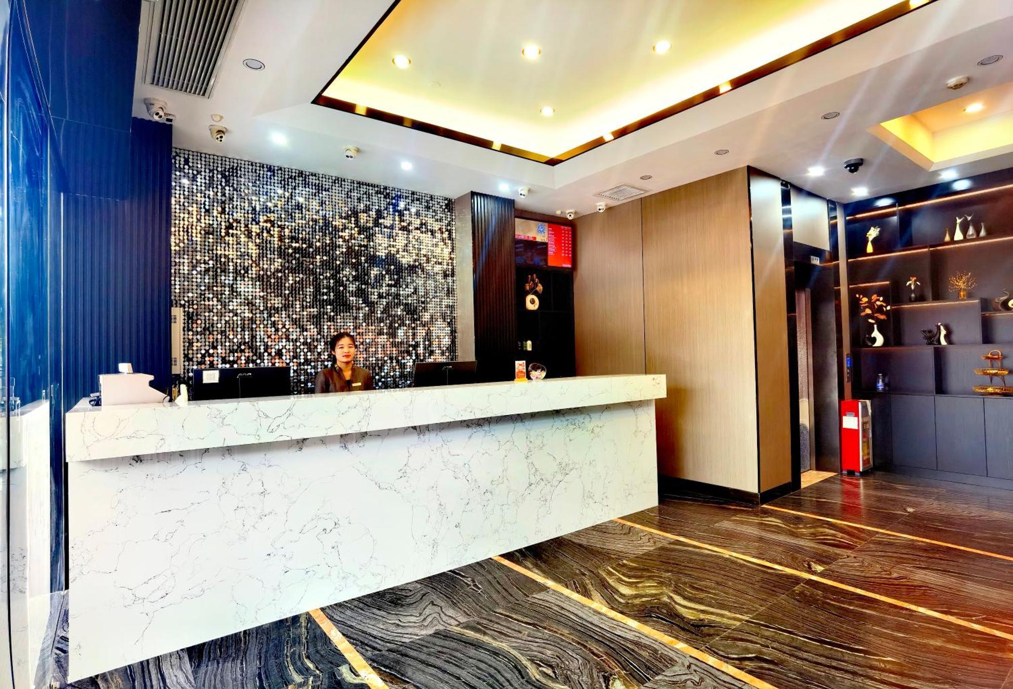 Paco Hotel Tianhe Coach Terminal Metro Satation Guangzhou-Free Shuttle Bus For Canton Fair Exteriér fotografie