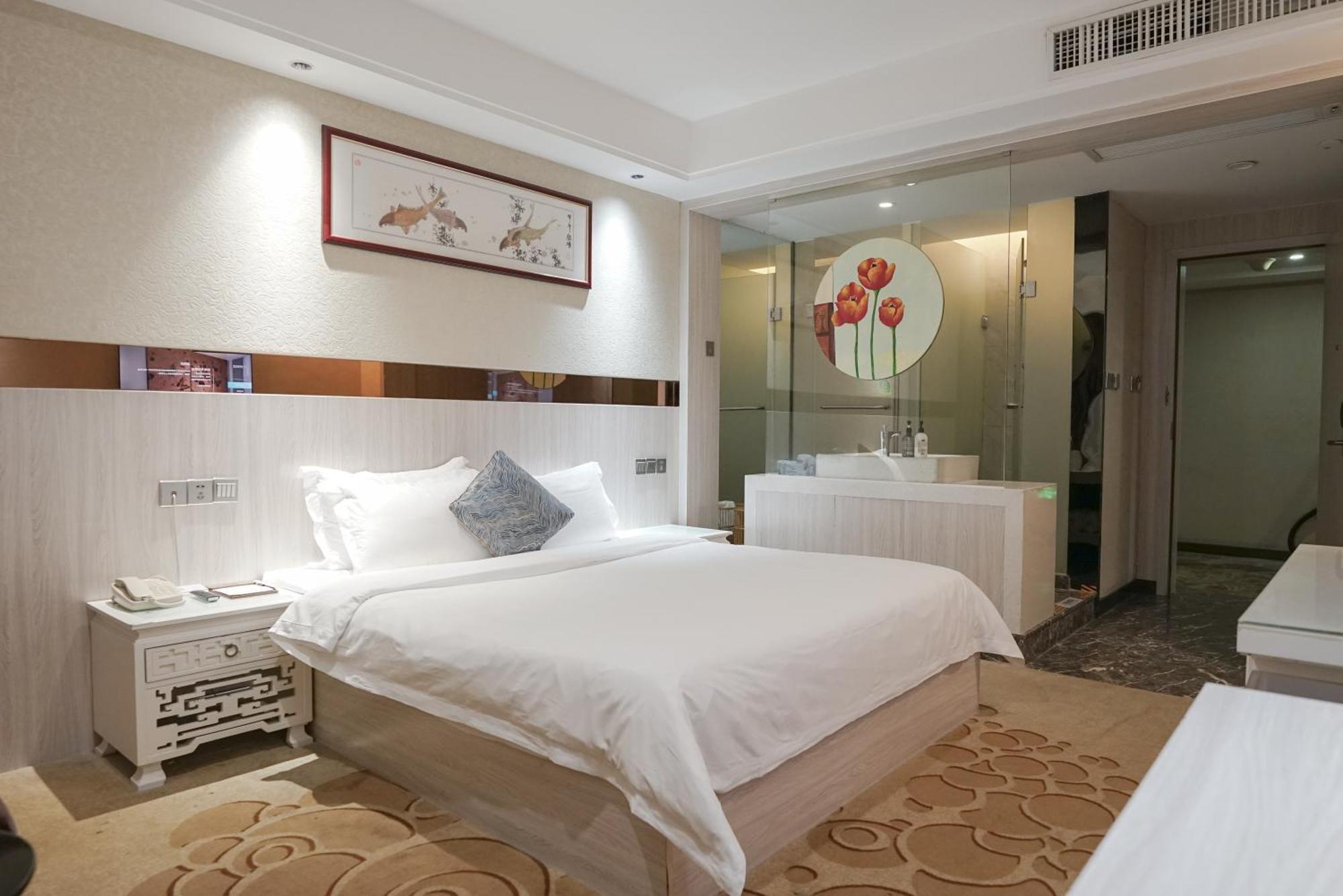 Paco Hotel Tianhe Coach Terminal Metro Satation Guangzhou-Free Shuttle Bus For Canton Fair Exteriér fotografie