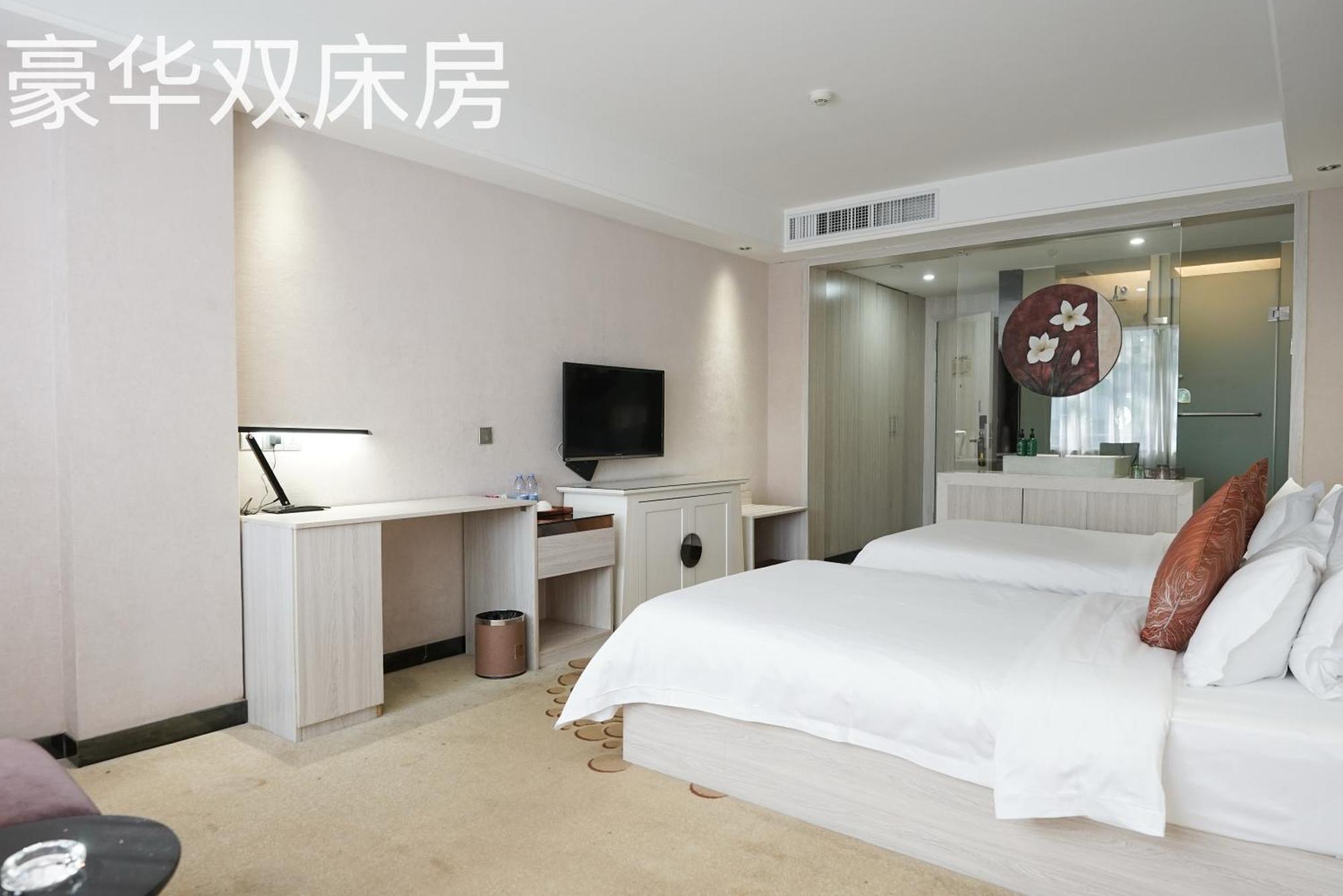 Paco Hotel Tianhe Coach Terminal Metro Satation Guangzhou-Free Shuttle Bus For Canton Fair Exteriér fotografie